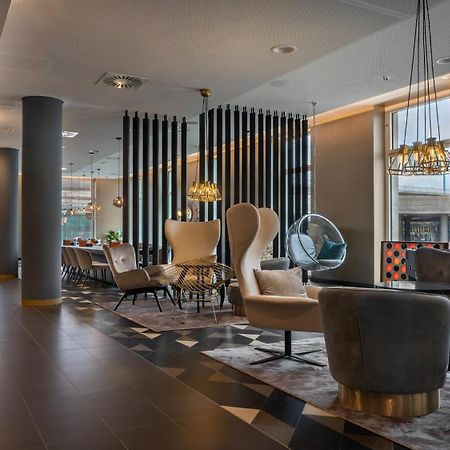Holiday Inn - The Niu, Ridge Halle Central Station By Ihg Extérieur photo