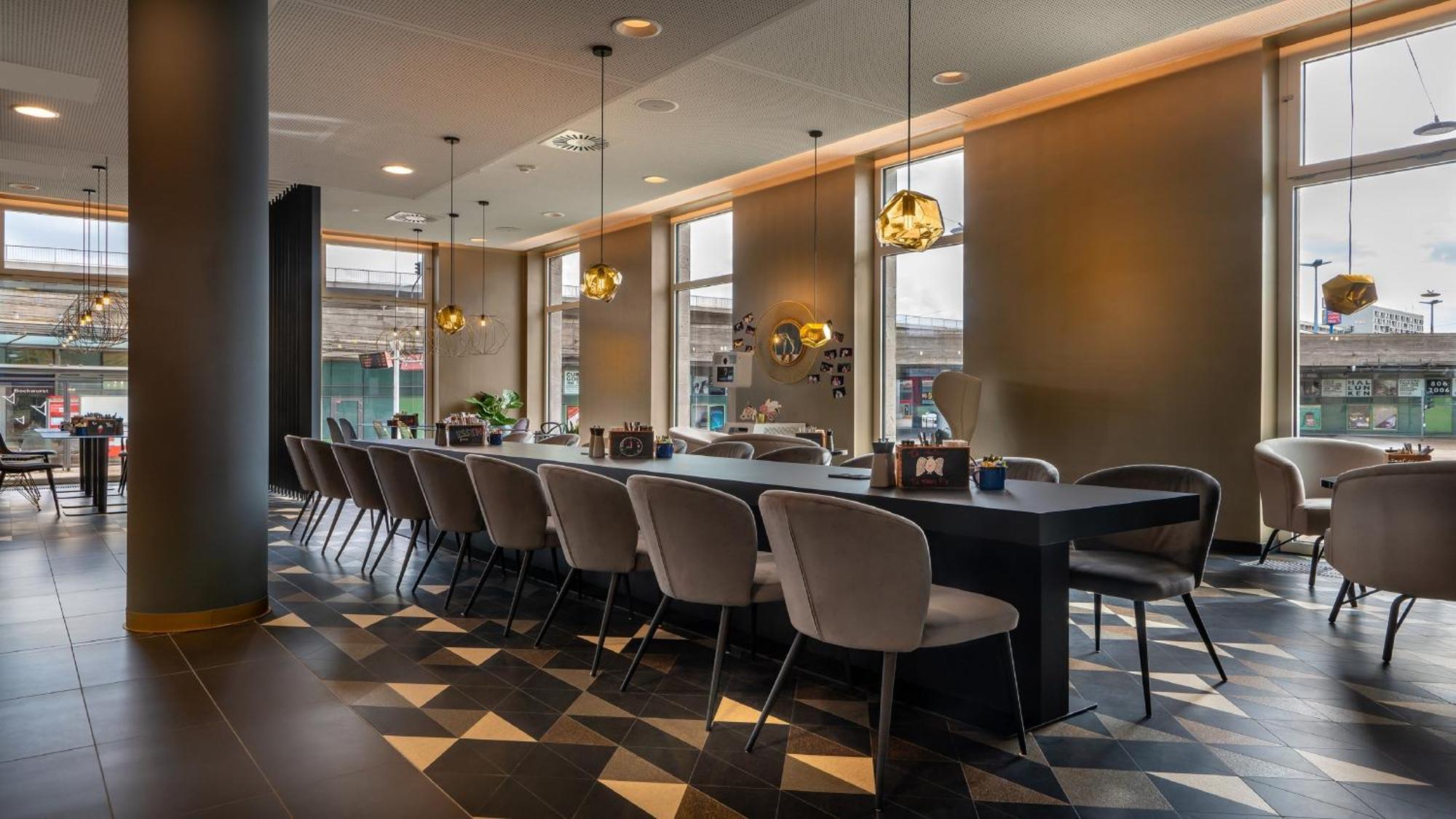 Holiday Inn - The Niu, Ridge Halle Central Station By Ihg Extérieur photo